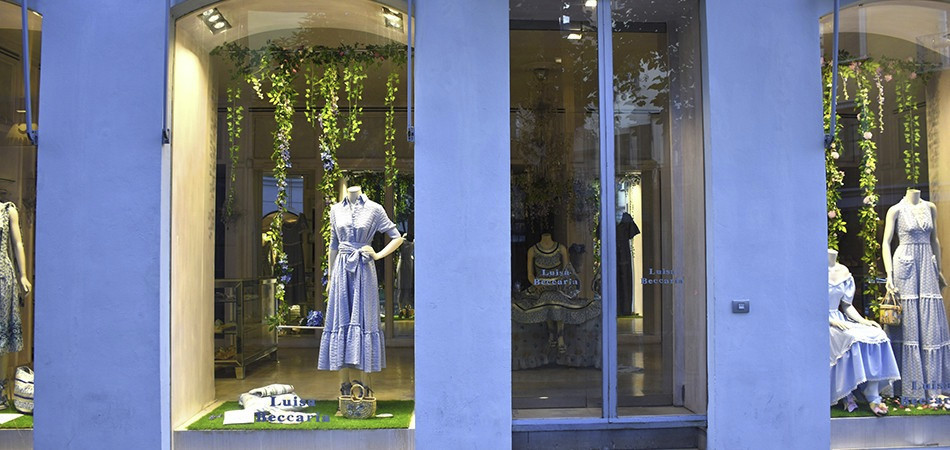 COMPRAS DE MODA E PASSEIOS POR MUSEUS COMPRAS DE MODA E PASSEIOS POR MUSEUS